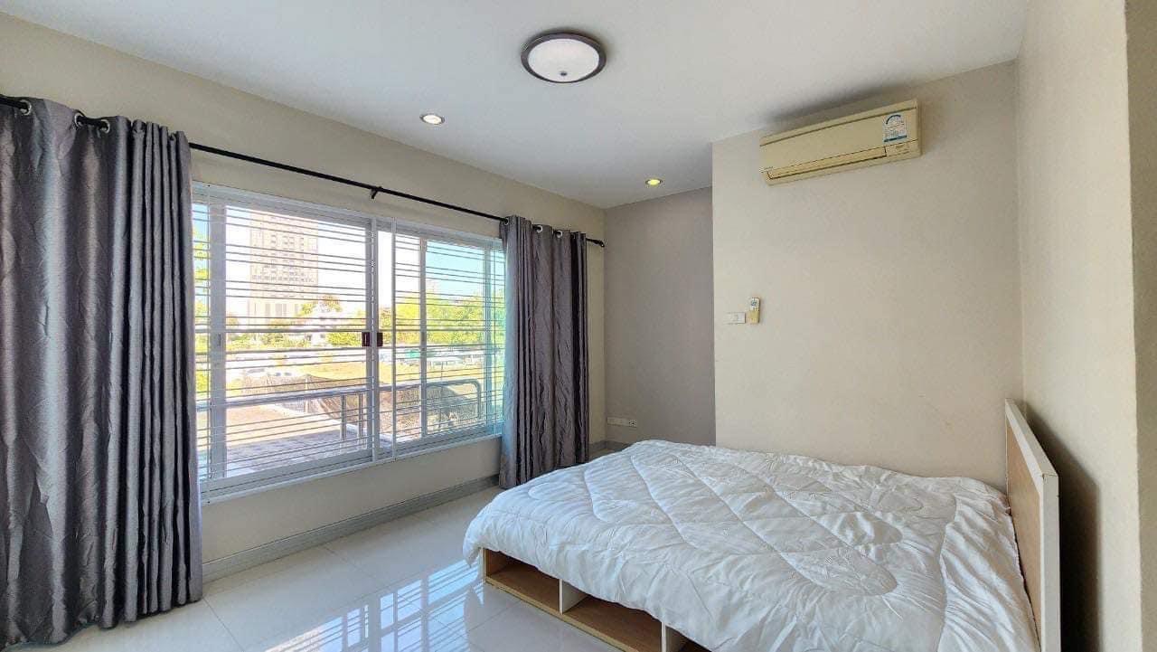 H260724C8.JPG
