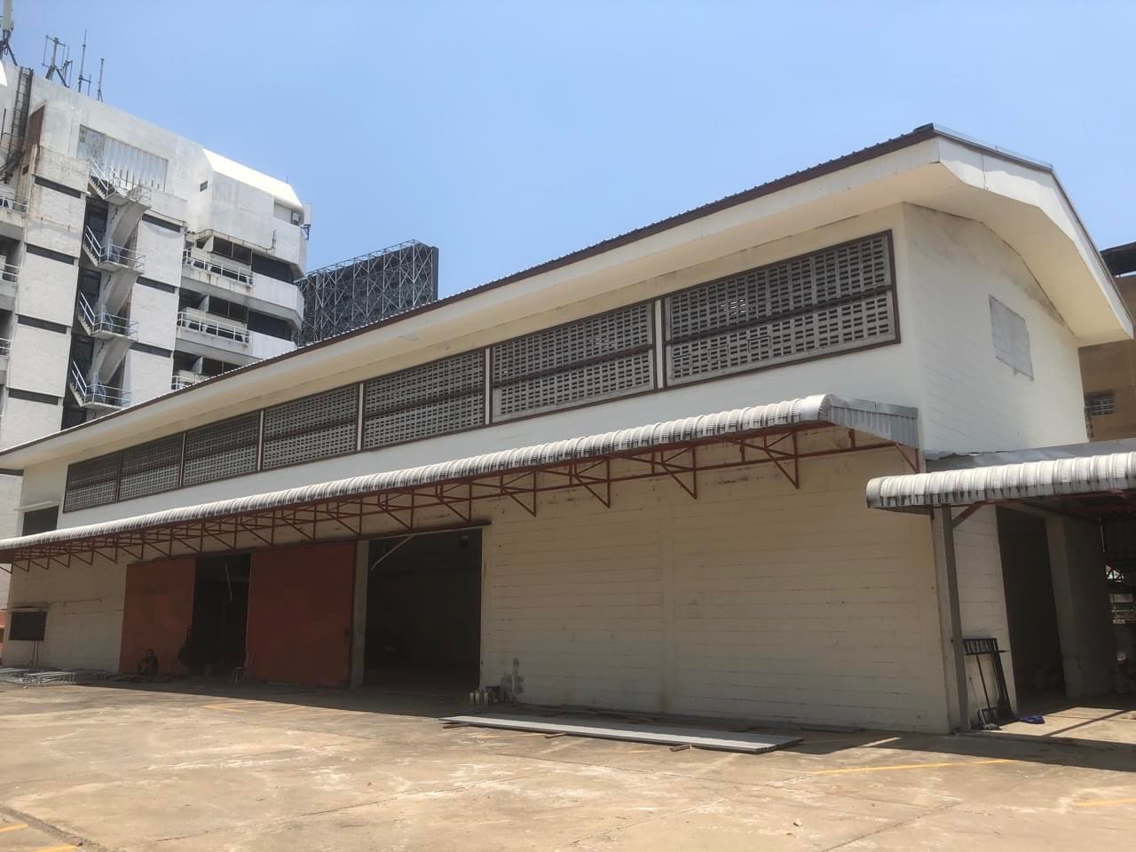 L080623B3.JPG