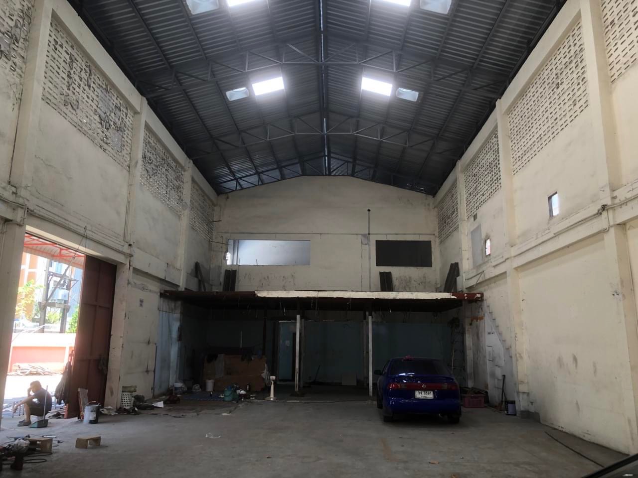 L080623B4.JPG