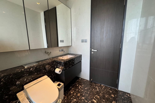 C250125-12.jpg